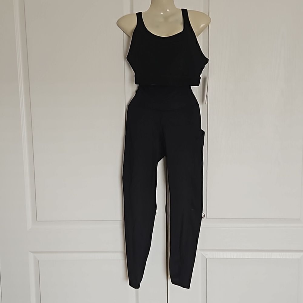 Torrid 2 Piece Active Wear High-Rise Leggings With Crop Top M/L 10 Black